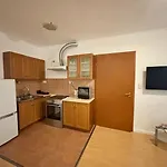 Rozsa Street Boutique Apartmán